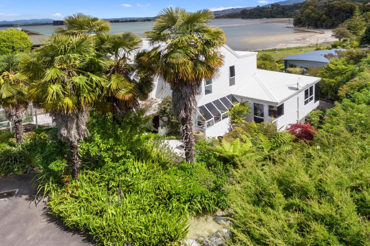Beach Front:Palms-On-The-Beach.Kaiteriteri. 외부 사진